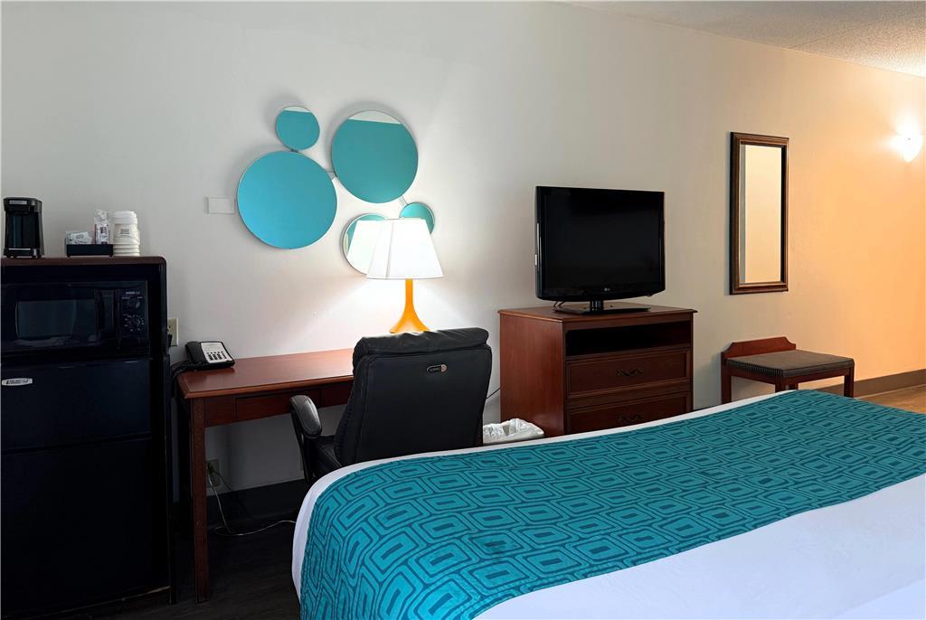 Howard Johnson By Wyndham Evansville East Habitación foto